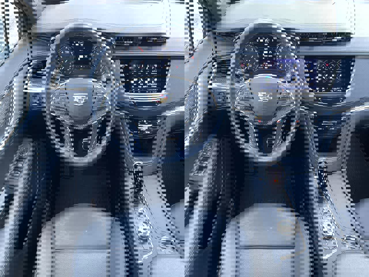 Used 2024 Cadillac XT5 Sportv w/ Technology Package AWD/4WD image 19