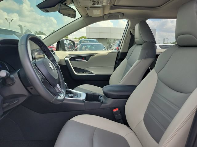 Used 2023 Toyota RAV4 XLE Premium AWD/4WD image 19
