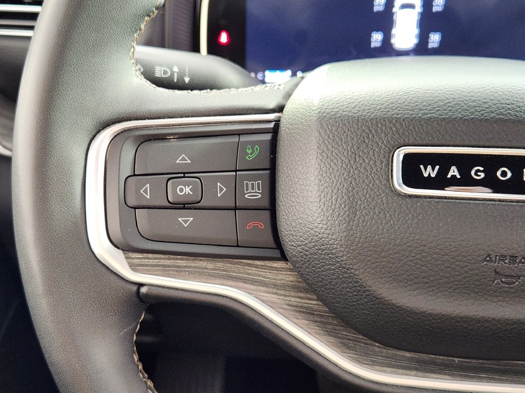 Used 2024 Jeep Wagoneer Series II AWD/4WD image 19