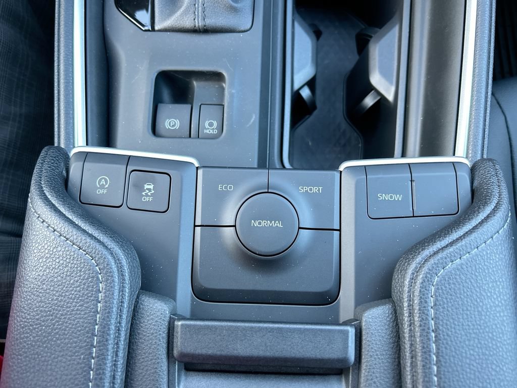 Certified 2026 Toyota Grand Highlander FWD image 35