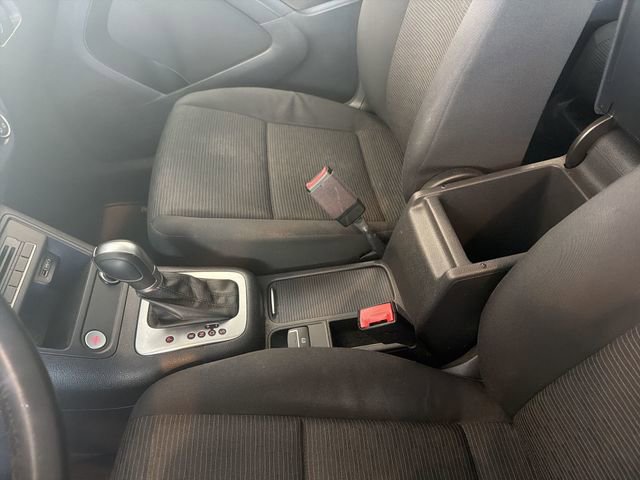 Used 2017 Volkswagen Tiguan Limited w/ Premium Package image 21