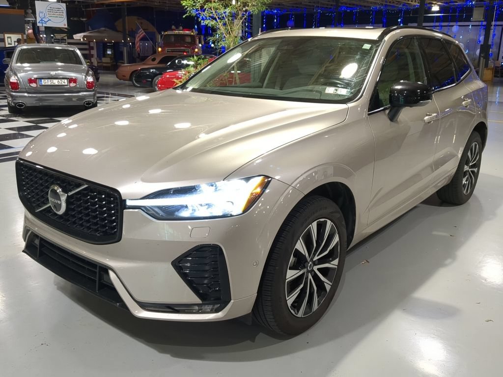 Used 2024 Volvo XC60 B5 Plus w/ Protection Package Premier