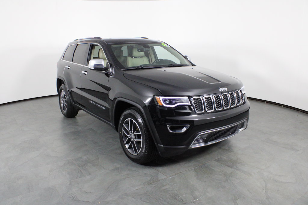 Used 2017 Jeep Grand Cherokee Limited w/ Luxury Group II RWD image 4