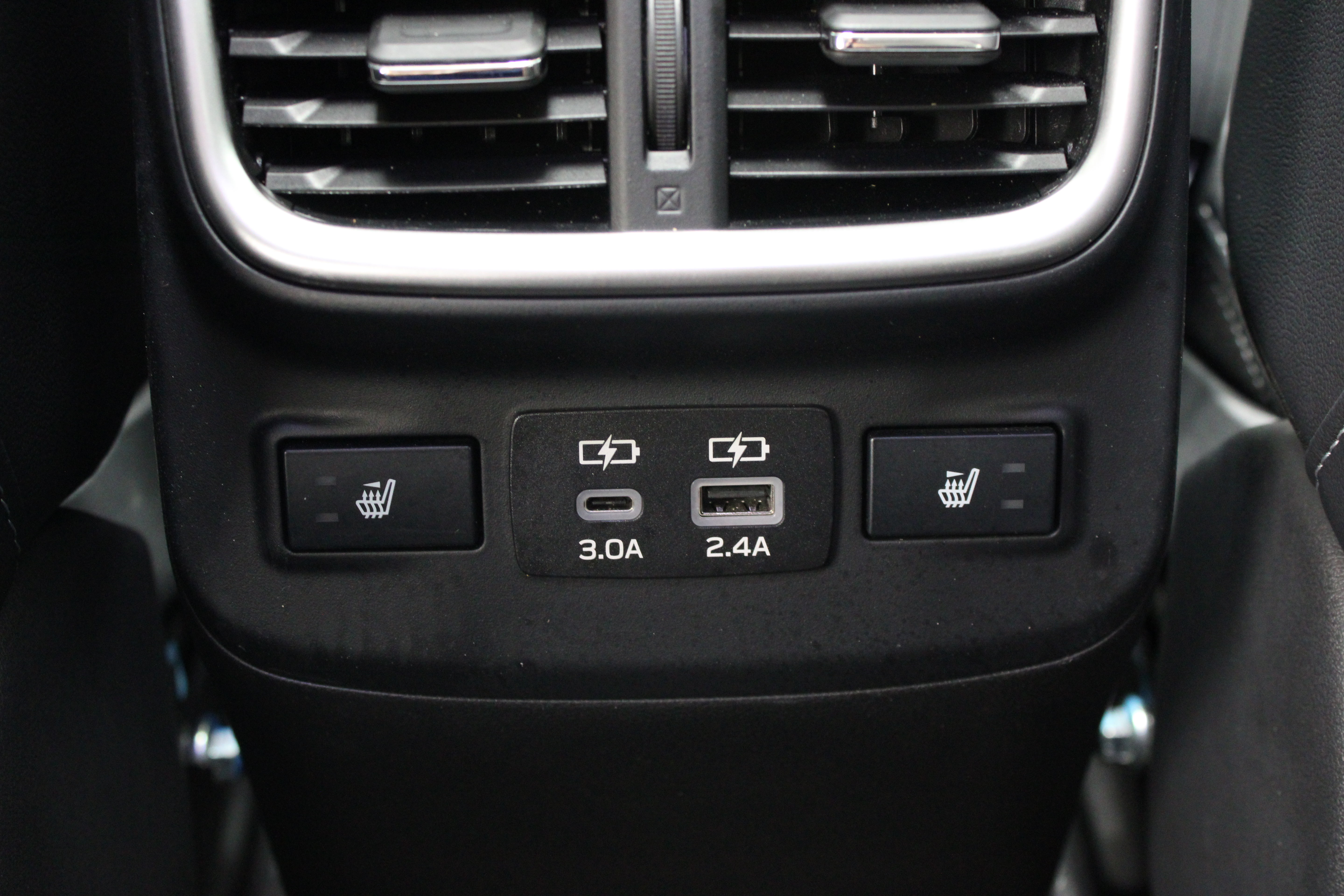 Used 2023 Subaru Outback Touring XT AWD/4WD image 32