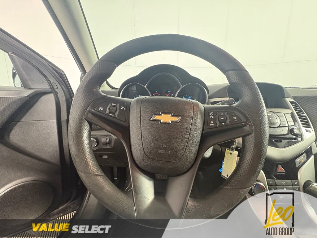 Used 2015 Chevrolet Cruze LT FWD image 12
