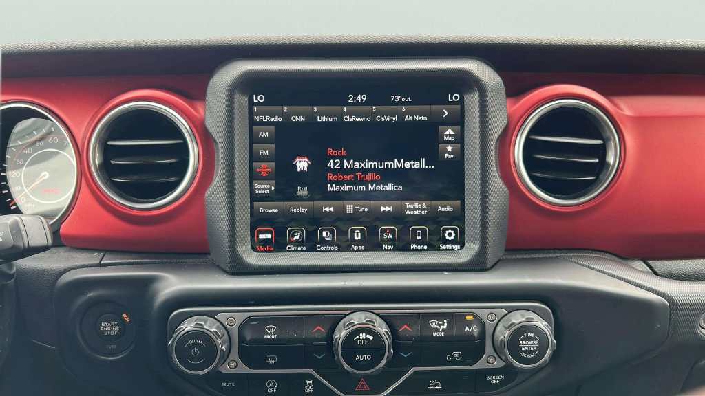 Used 2023 Jeep Gladiator Rubicon AWD/4WD image 23