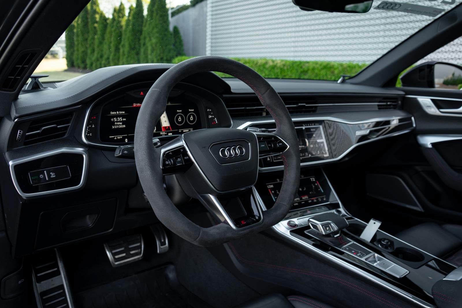 Certified 2024 Audi RS 6 performance AWD/4WD image 25
