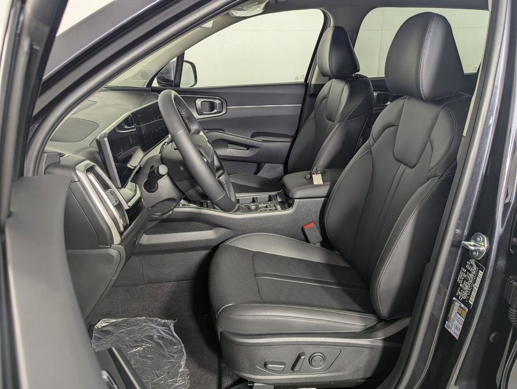 New 2026 Kia Sorento S FWD image 12