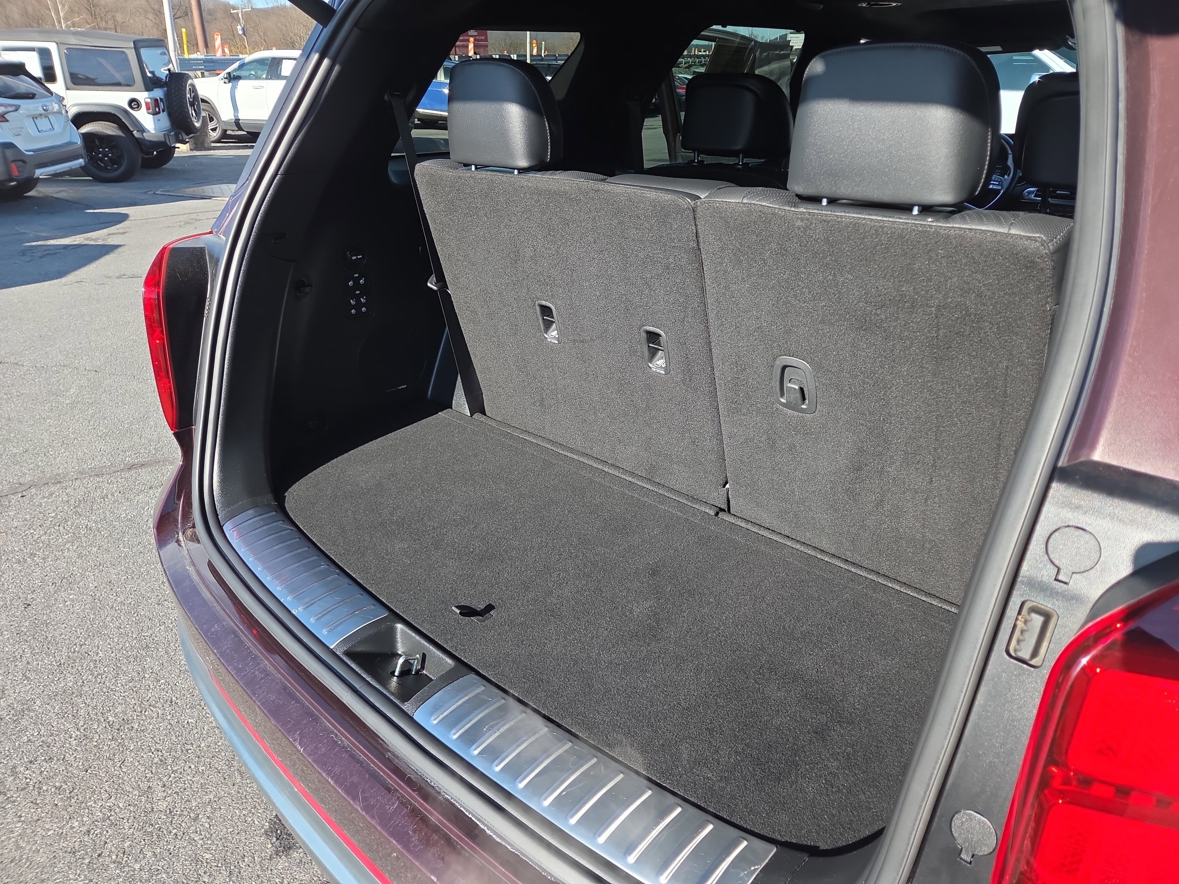 Used 2024 Hyundai Palisade Calligraphy image 39