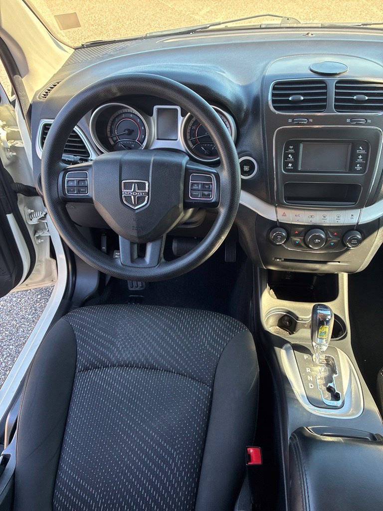 Used 2020 Dodge Journey SE FWD image 9