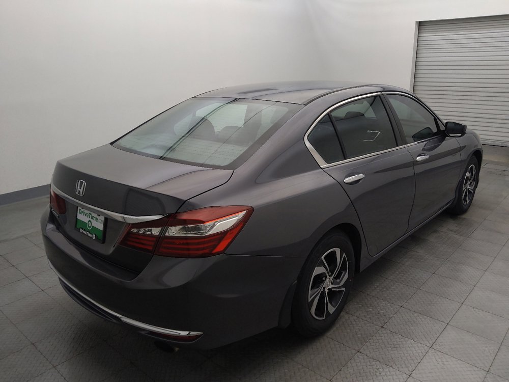 Used 2017 Honda Accord LX image 9