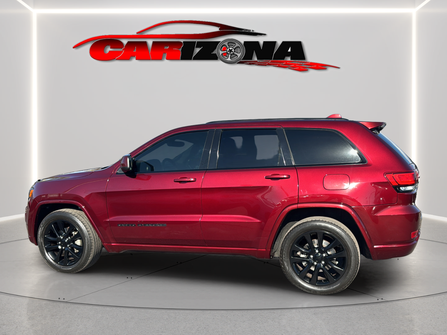 Used 2019 Jeep Grand Cherokee Altitude RWD image 9