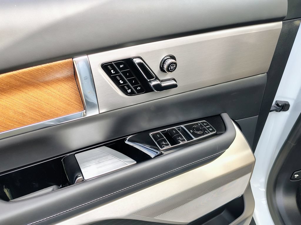 New 2027 Cadillac Vistiq Premium Luxury AWD/4WD image 20