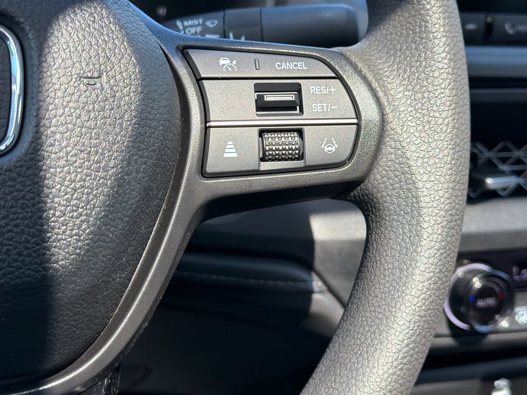 Used 2023 Honda Accord EX image 17