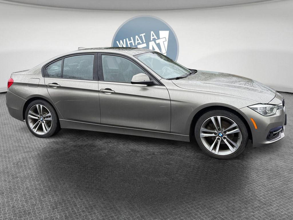 Used 2016 BMW 328i xDrive Sedan image 2