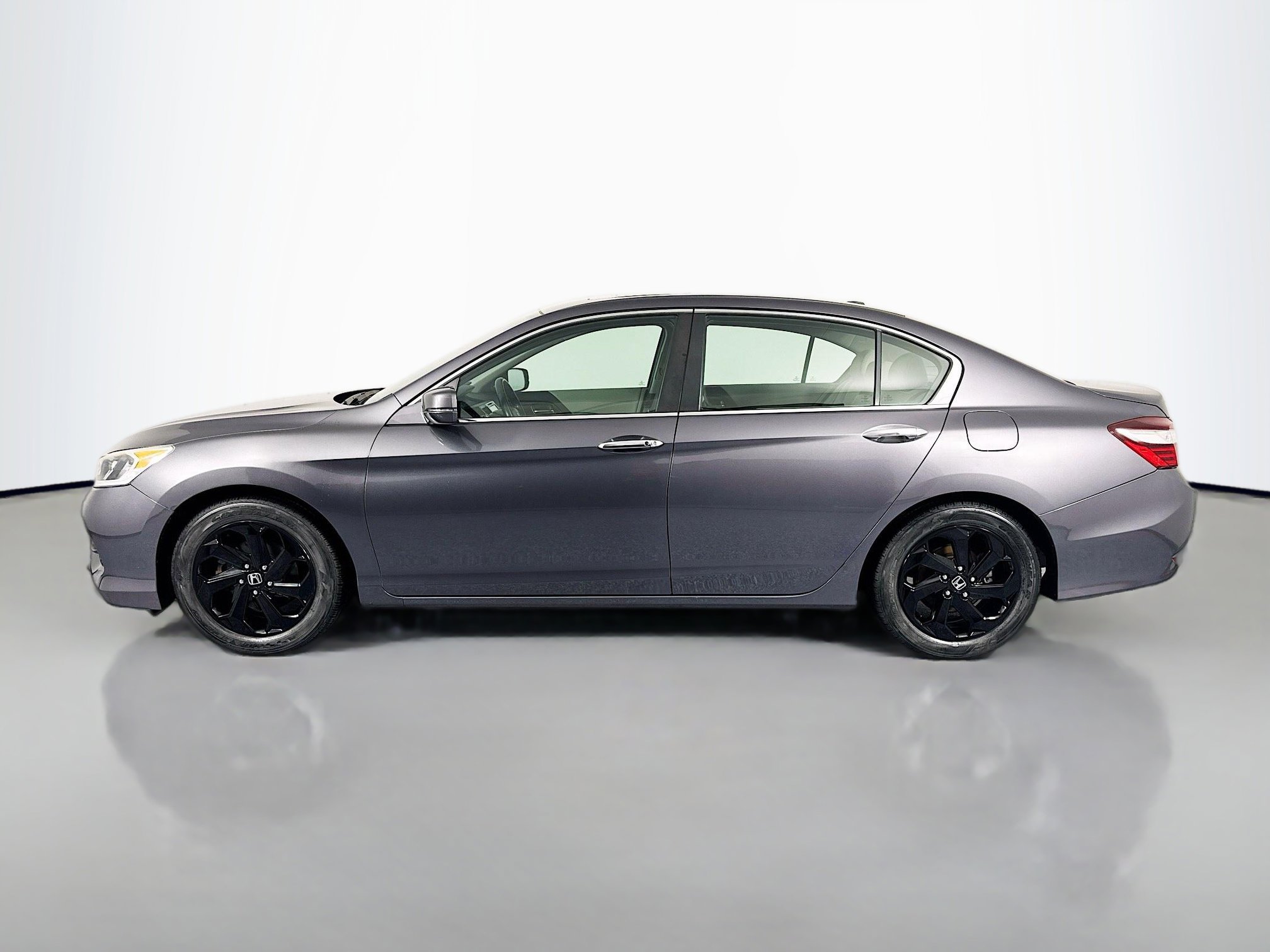 Used 2016 Honda Accord EX-L image 8