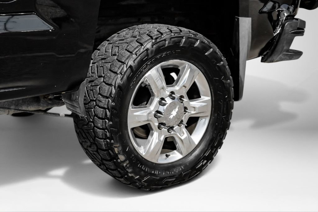 Used 2019 Chevrolet Silverado 2500 LTZ w/ Duramax Plus Package AWD/4WD image 45