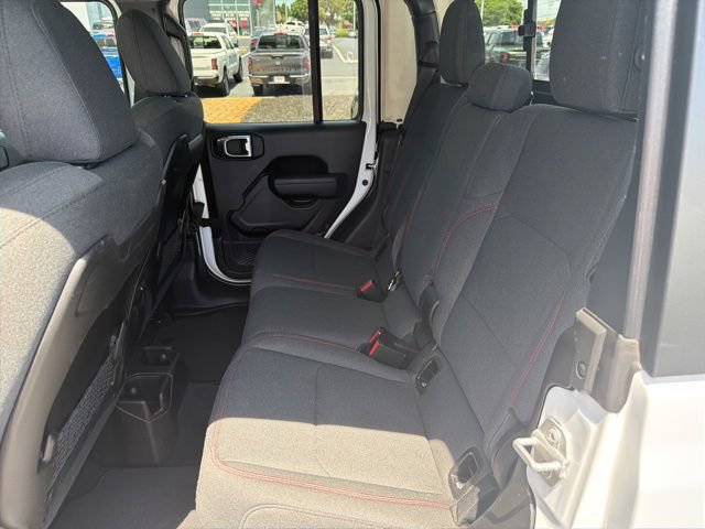 Used 2026 Jeep Gladiator Rubicon AWD/4WD image 18