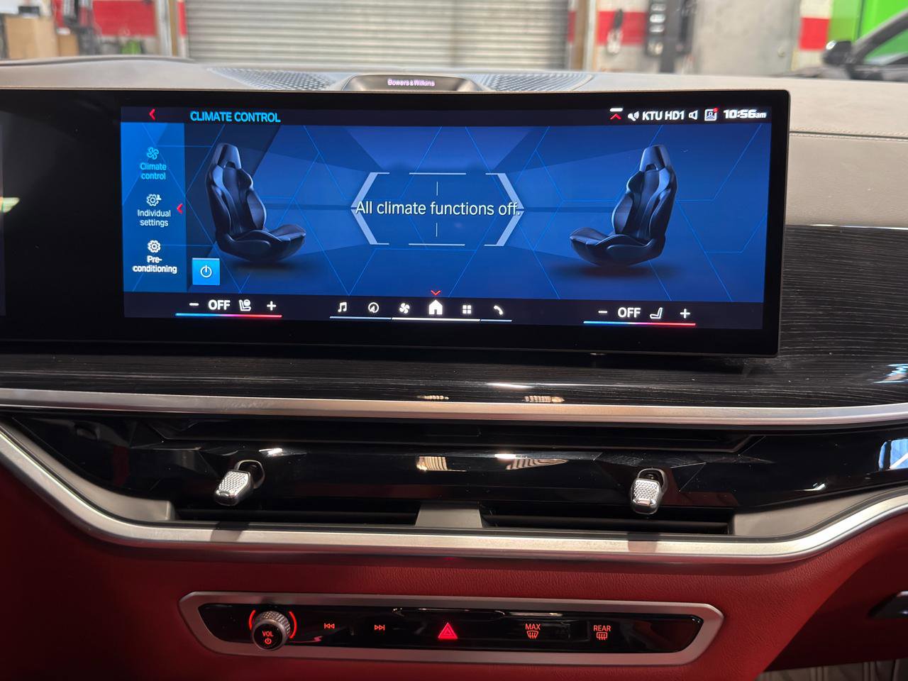 Used 2024 BMW X5 M Competition w/ Executive Package AWD/4WD image 18