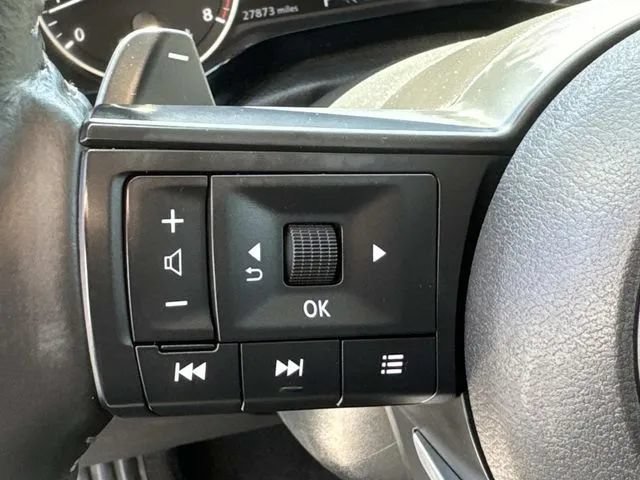 Used 2025 Nissan Pathfinder SV AWD/4WD image 37