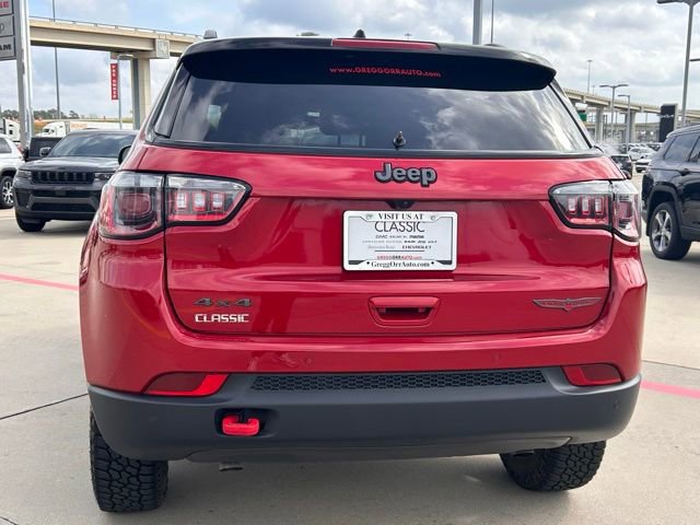 Used 2025 Jeep Compass Trailhawk AWD/4WD image 7