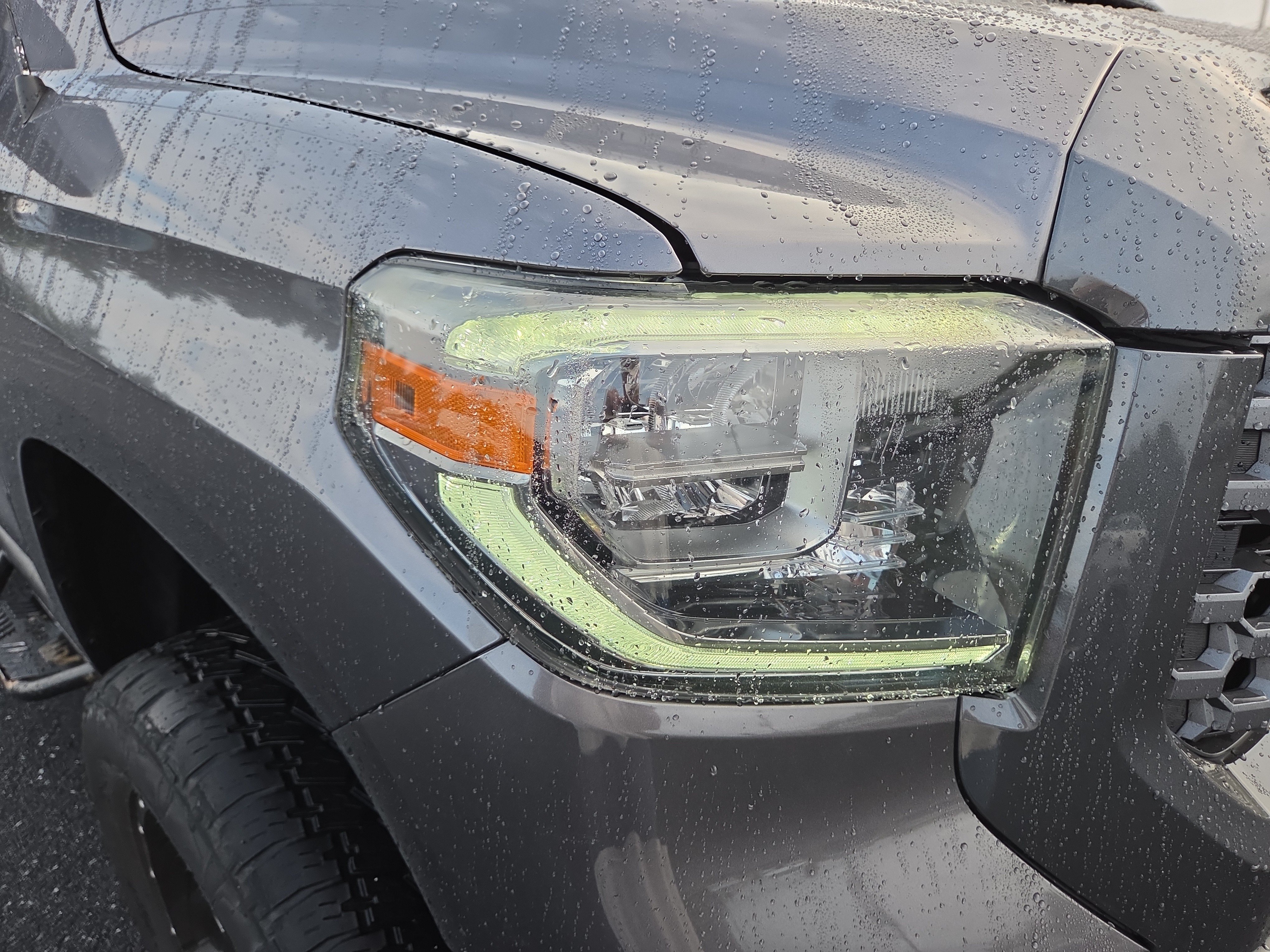 Used 2018 Toyota Tundra SR5 w/ TRD Sport Package AWD/4WD image 20