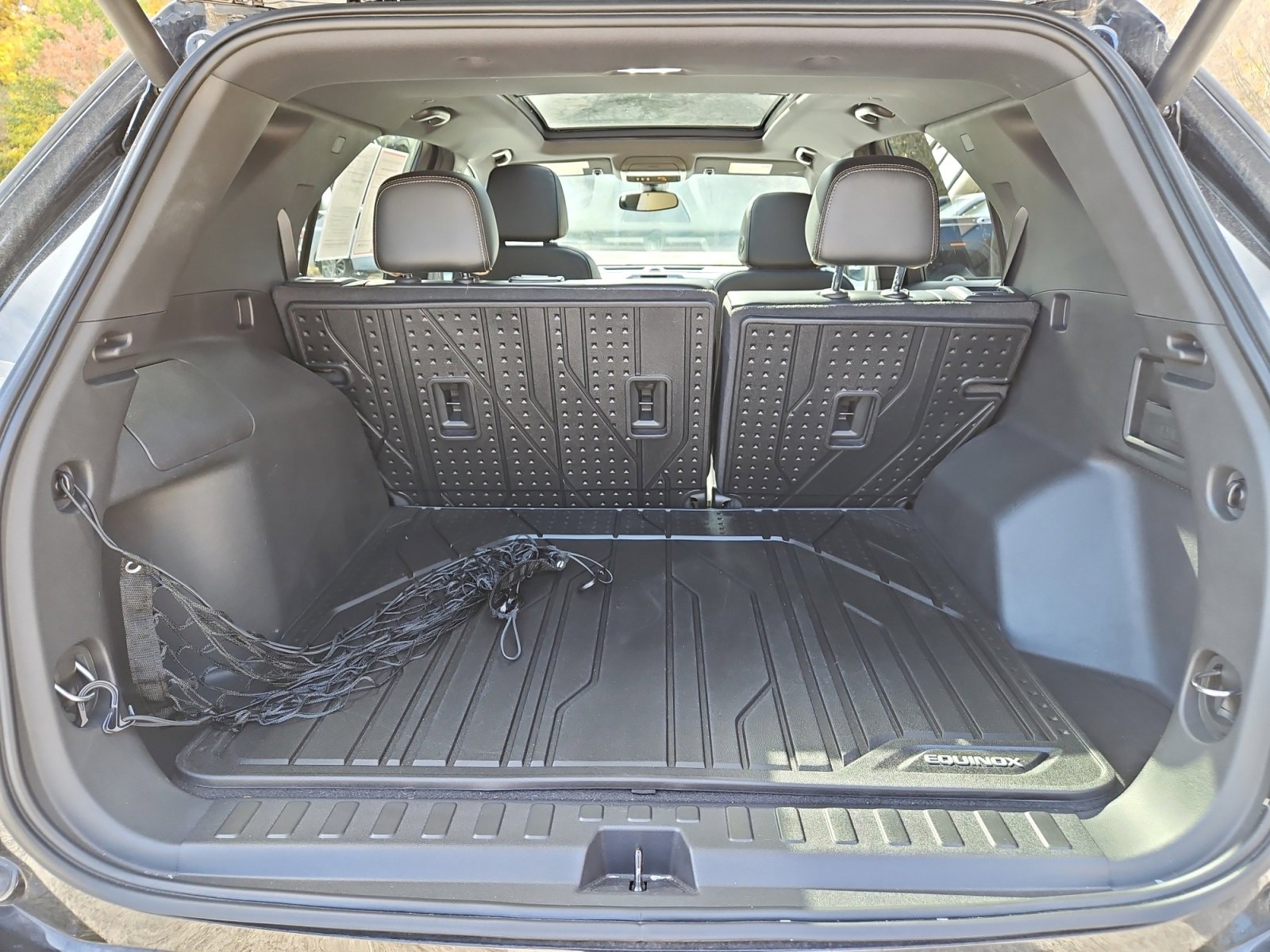 Used 2023 Chevrolet Equinox Premier image 19
