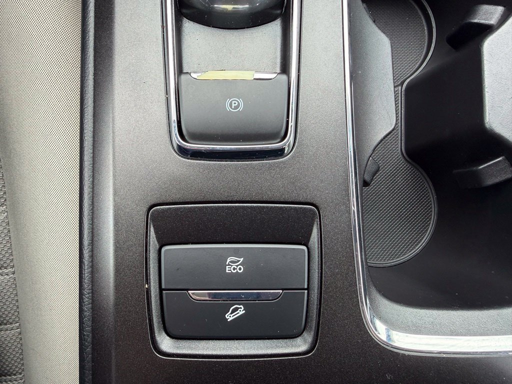 Certified 2018 Ford Fusion S FWD image 24