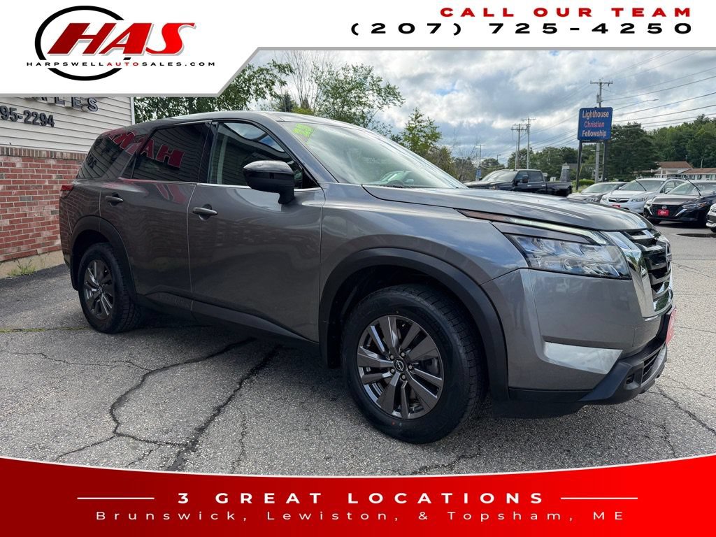Used 2023 Nissan Pathfinder S AWD/4WD image 9