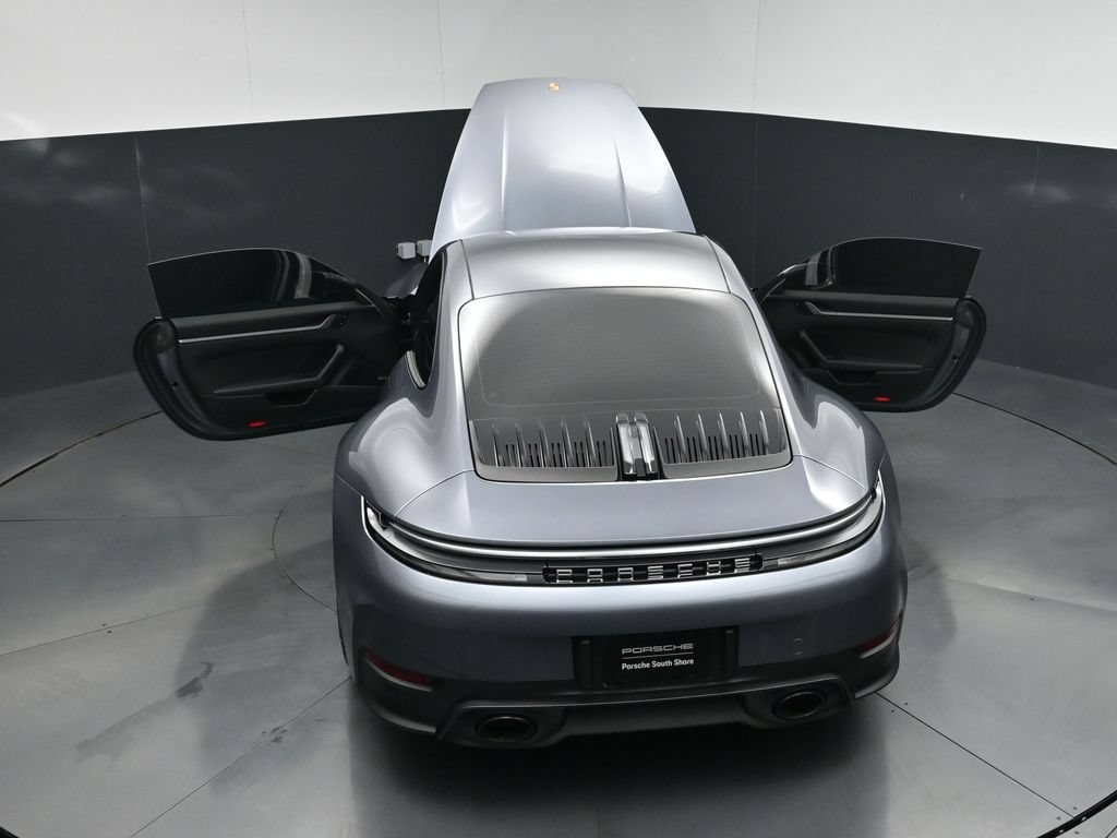 Certified 2026 Porsche 911 Carrera RWD image 31