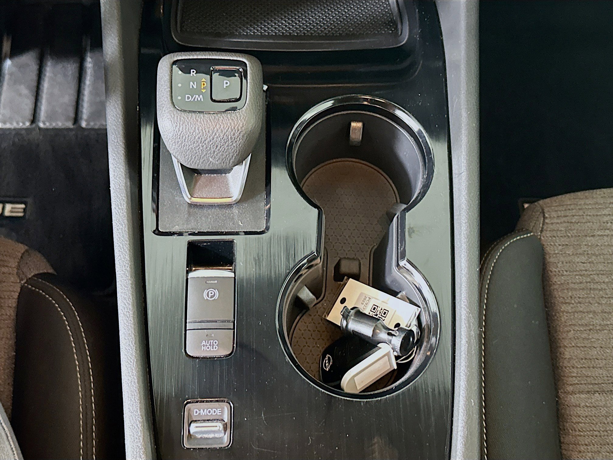 Used 2023 Nissan Rogue SV image 24