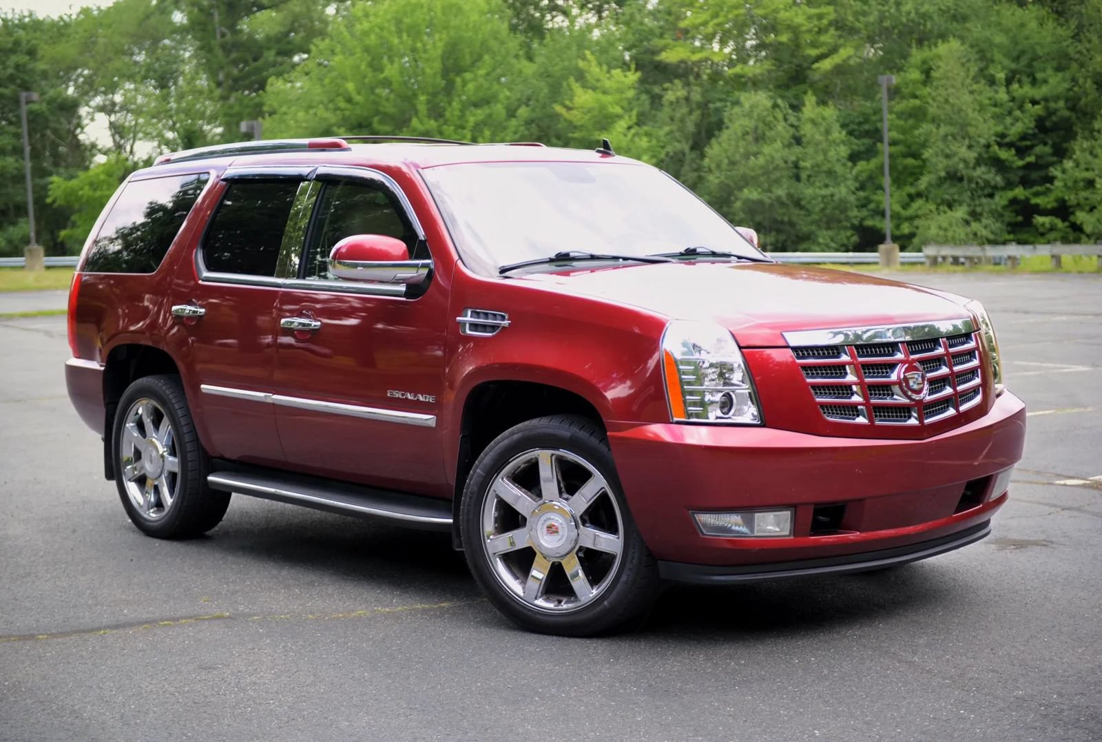 Used 2010 Cadillac Escalade Luxury AWD/4WD image 10