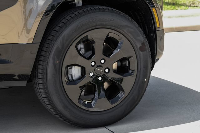 New 2026 Land Rover Defender 110 X-Dynamic SE AWD/4WD image 65