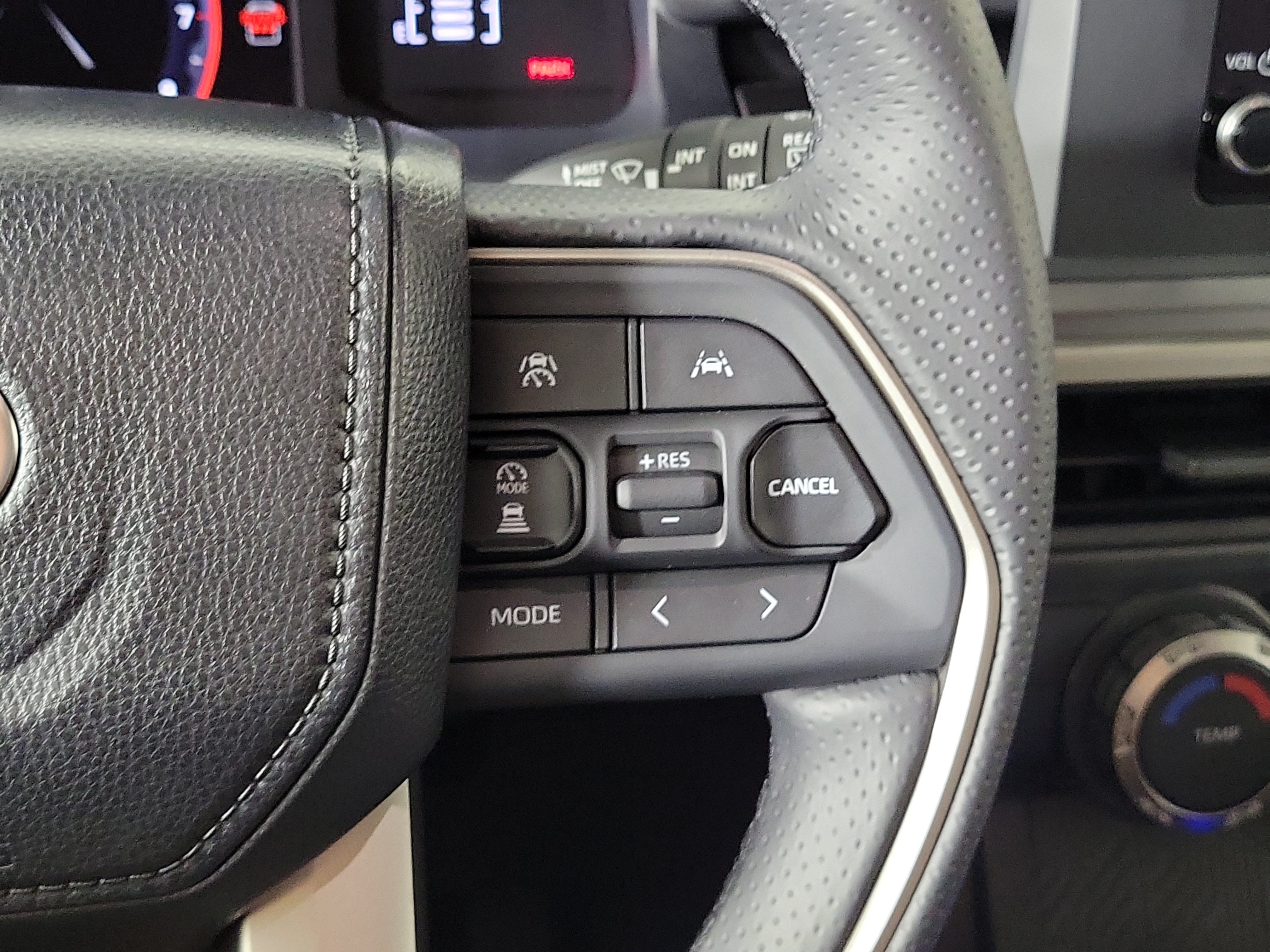 Used 2026 Toyota 4Runner SR5 AWD/4WD image 14