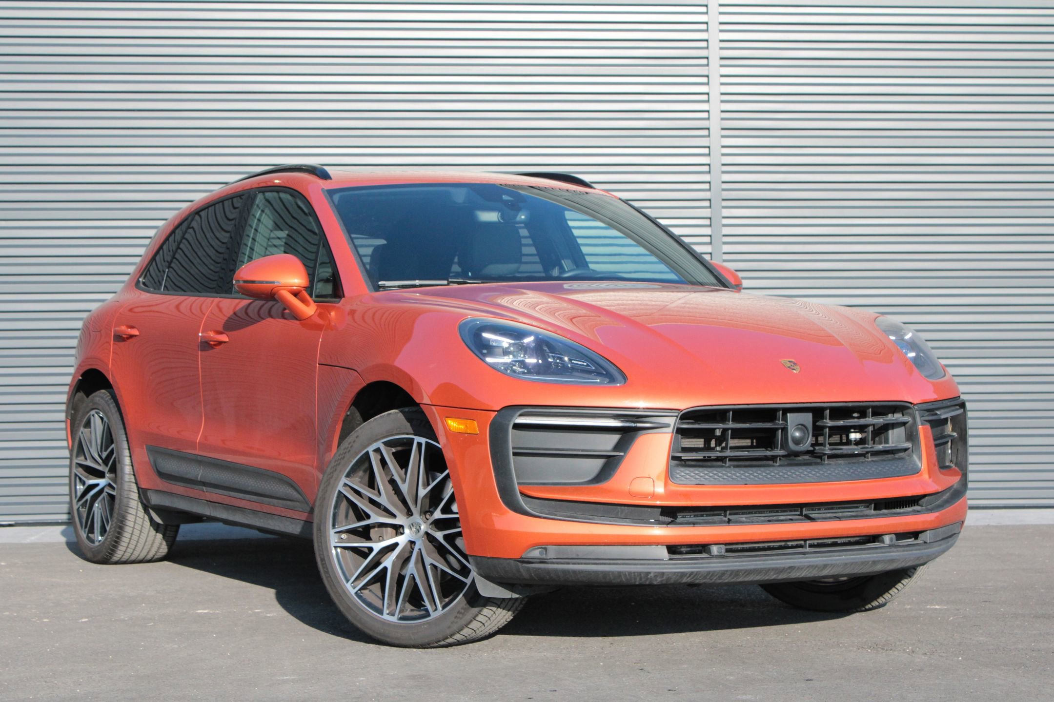 Used 2023 Porsche Macan image 7