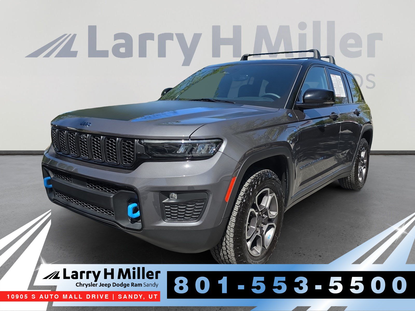 Used 2024 Jeep Grand Cherokee Trailhawk AWD/4WD image 1