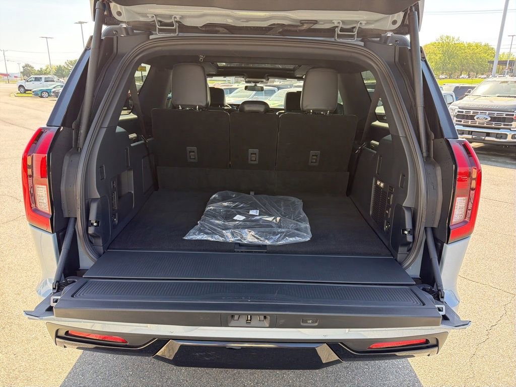 Certified 2025 Ford Expedition Max Platinum w/ Stealth Performance Package AWD/4WD image 18