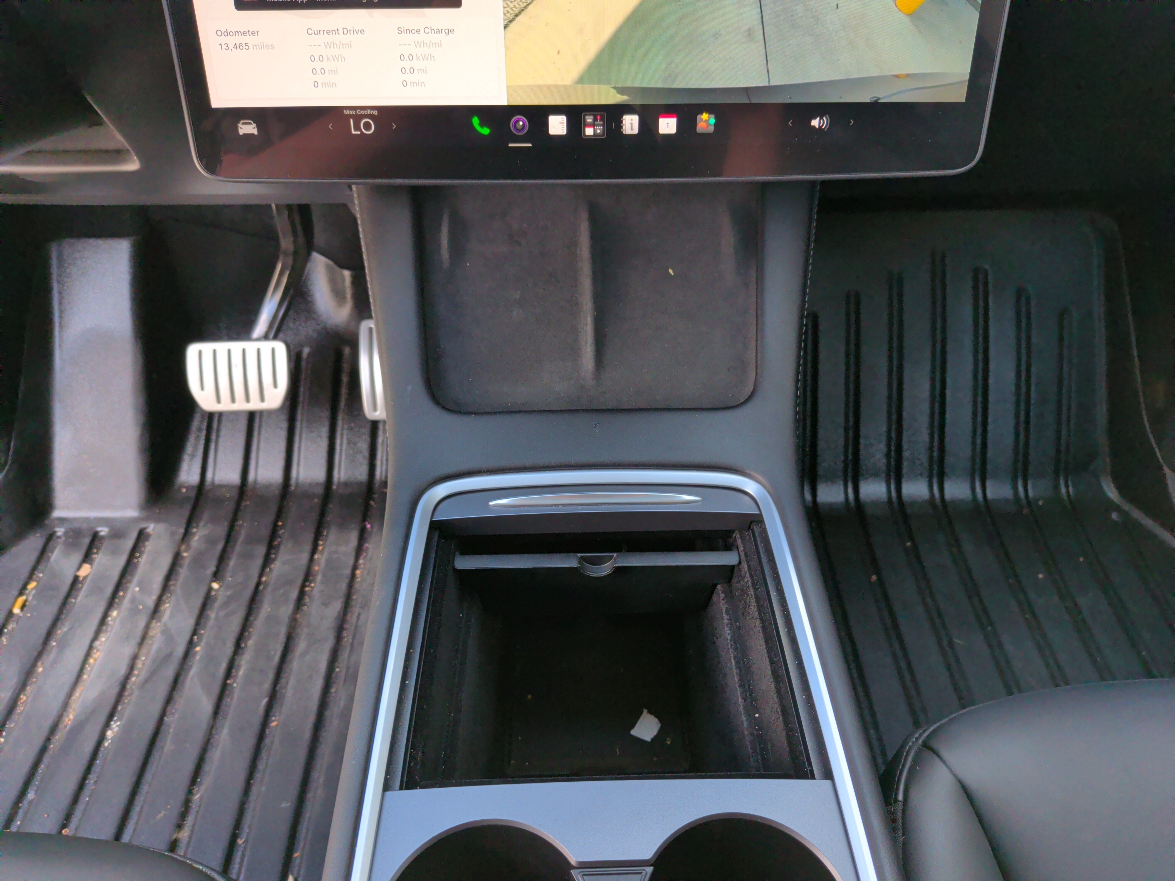 Used 2024 Tesla Model Y Performance AWD/4WD image 26