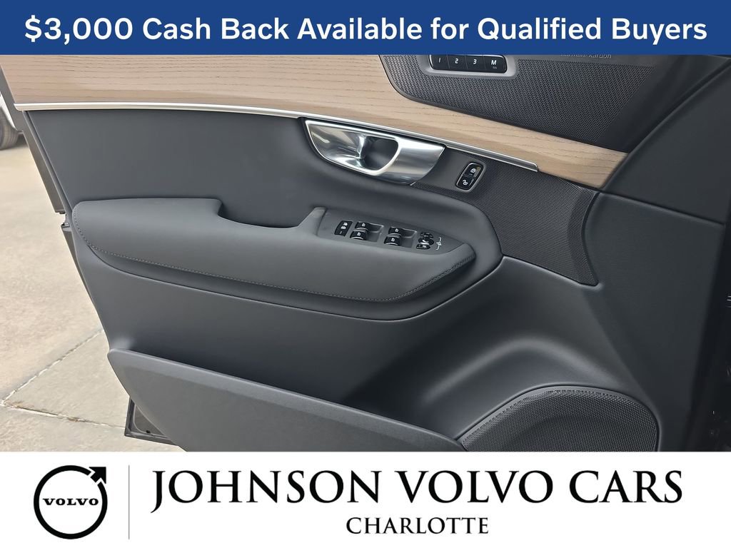 New 2026 Volvo XC90 B6 Plus w/ Protection Package Premier image 30