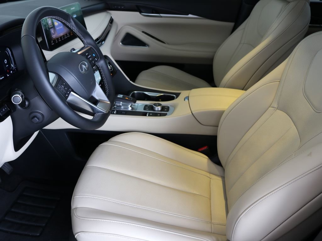 Certified 2025 INFINITI QX60 Sensory AWD/4WD image 19
