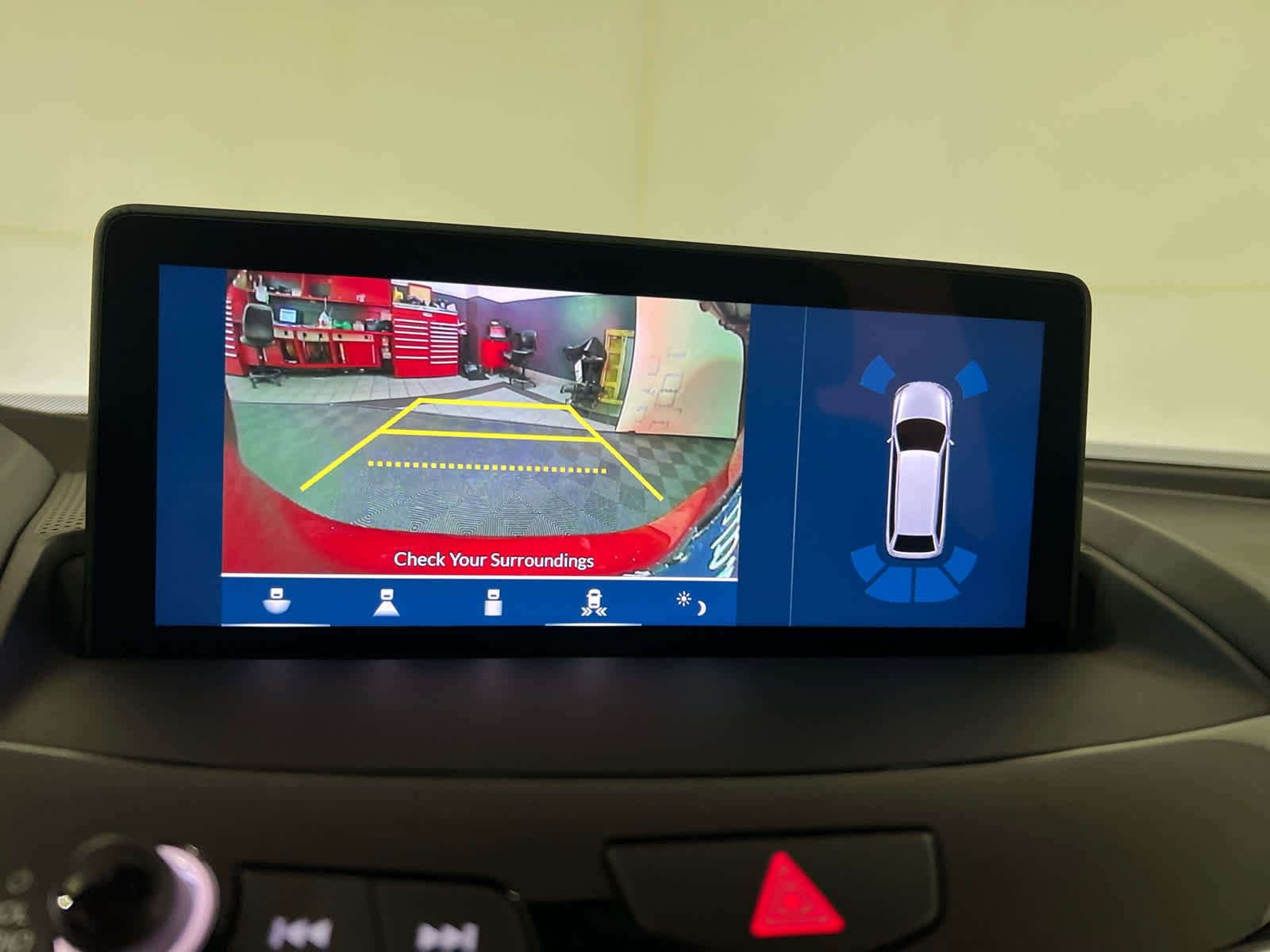 Used 2025 Acura RDX SH-AWD w/ Technology Package image 13