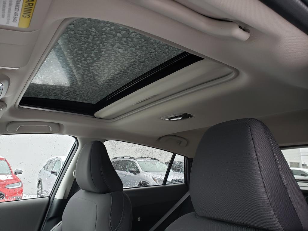 New 2026 Subaru Crosstrek 2.5i Premium image 7