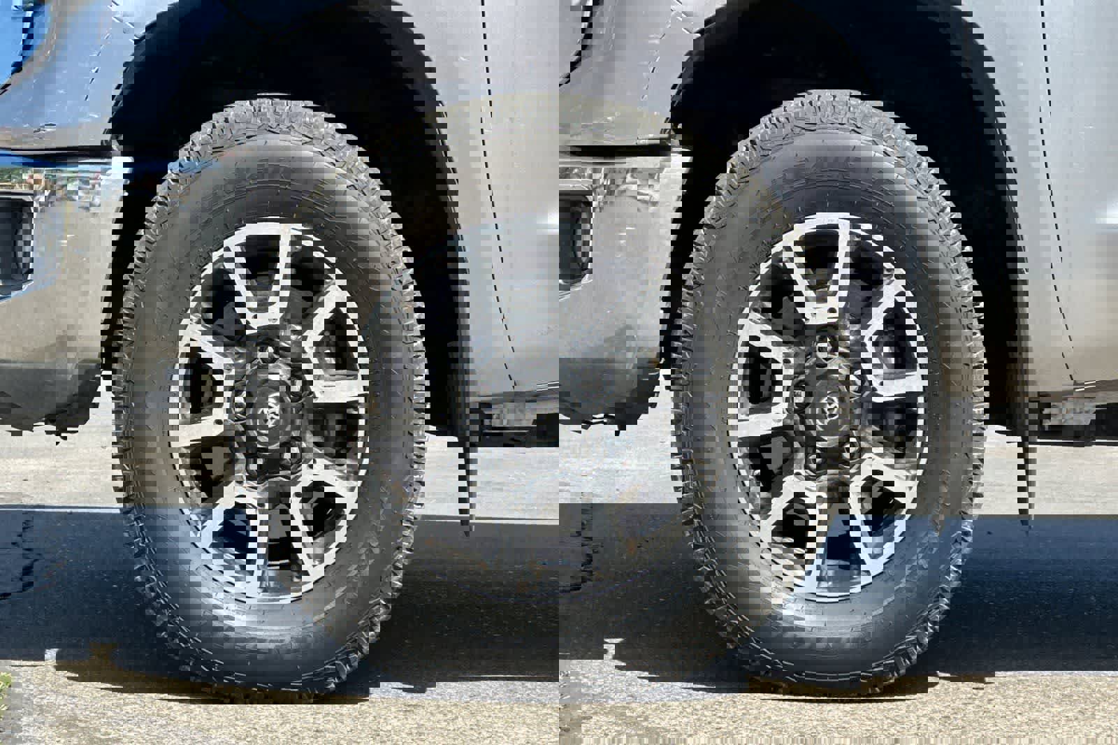 Used 2014 Toyota Tundra SR5 w/ TRD Off Road Package image 12