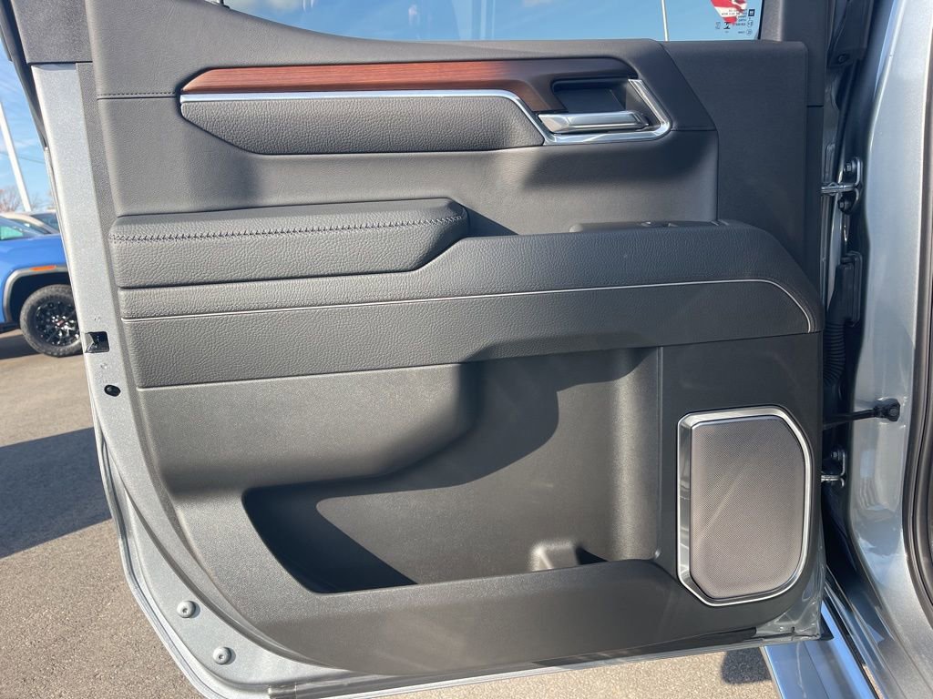 Used 2025 GMC Sierra 1500 Denali w/ Technology Package image 14