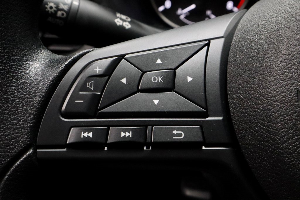 Certified 2025 Nissan Sentra S image 28