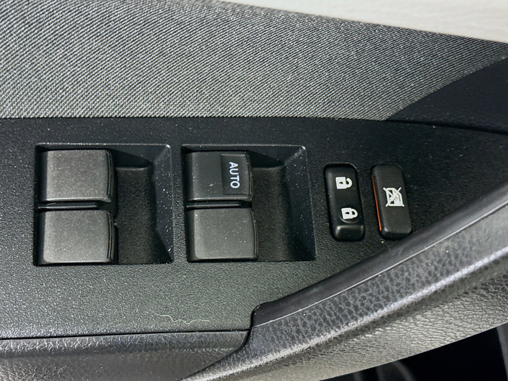 Used 2019 Toyota Corolla LE FWD image 23