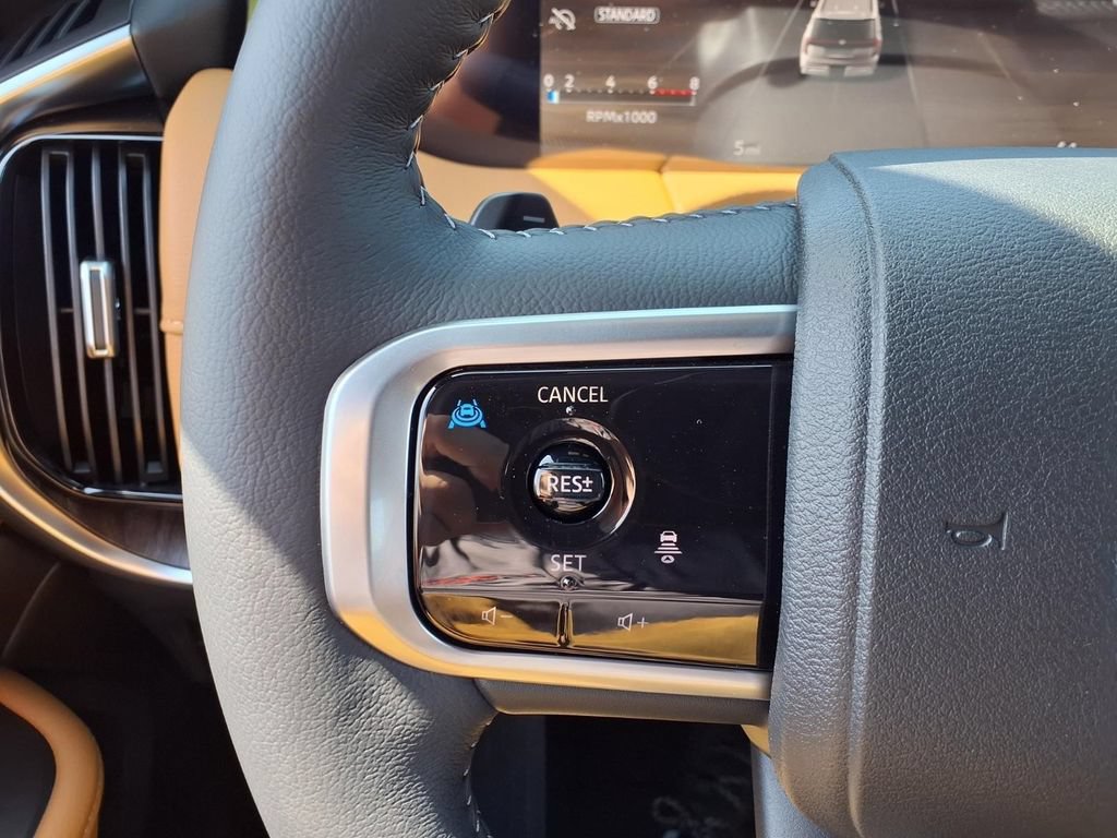 New 2026 Nissan Armada SL w/ Captain's Chari Seat Package AWD/4WD image 12