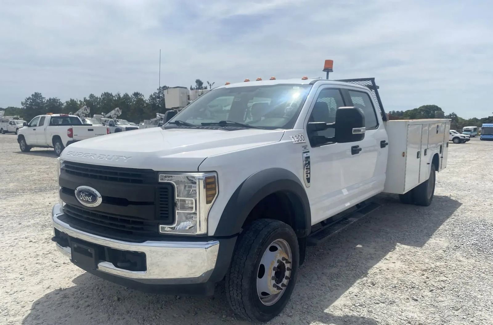 Used 2018 Ford F450 XL w/ Power Equipment Group RWD image 2