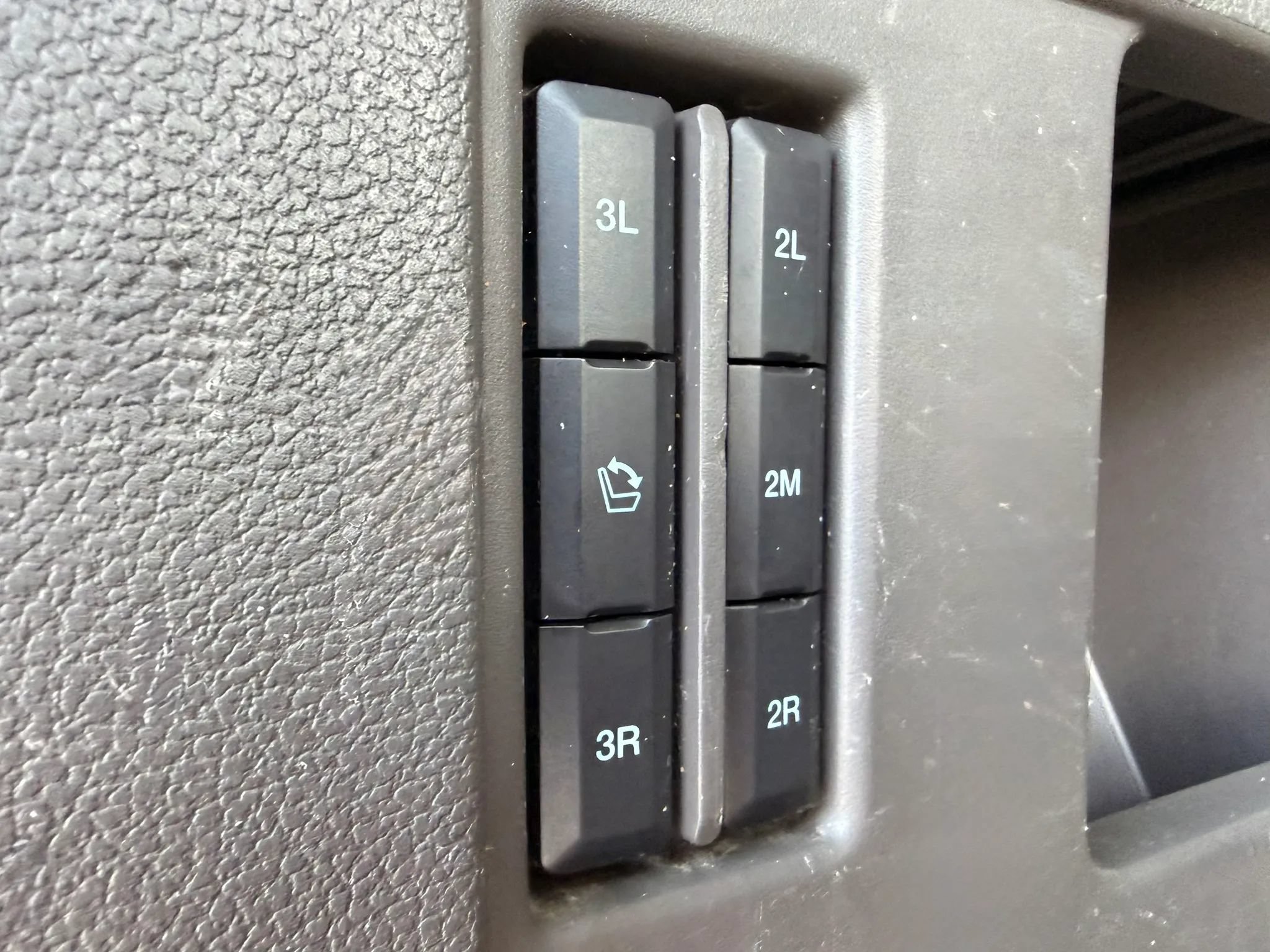 Used 2020 Ford Expedition Max Limited RWD image 49