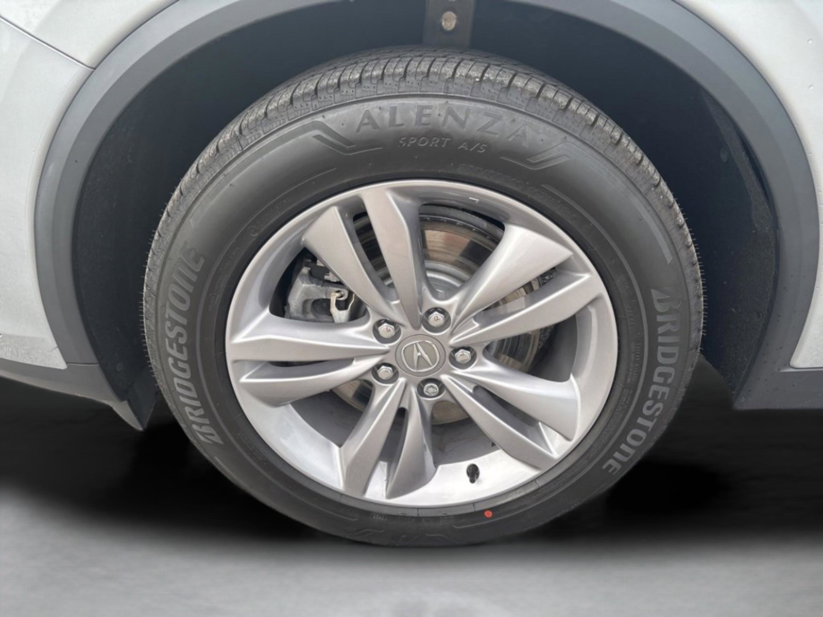 Used 2023 Acura MDX FWD image 36